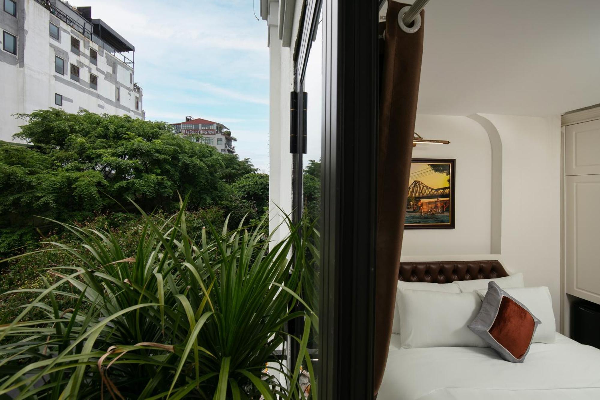 Trang Trang Premium 4* Hà Nội