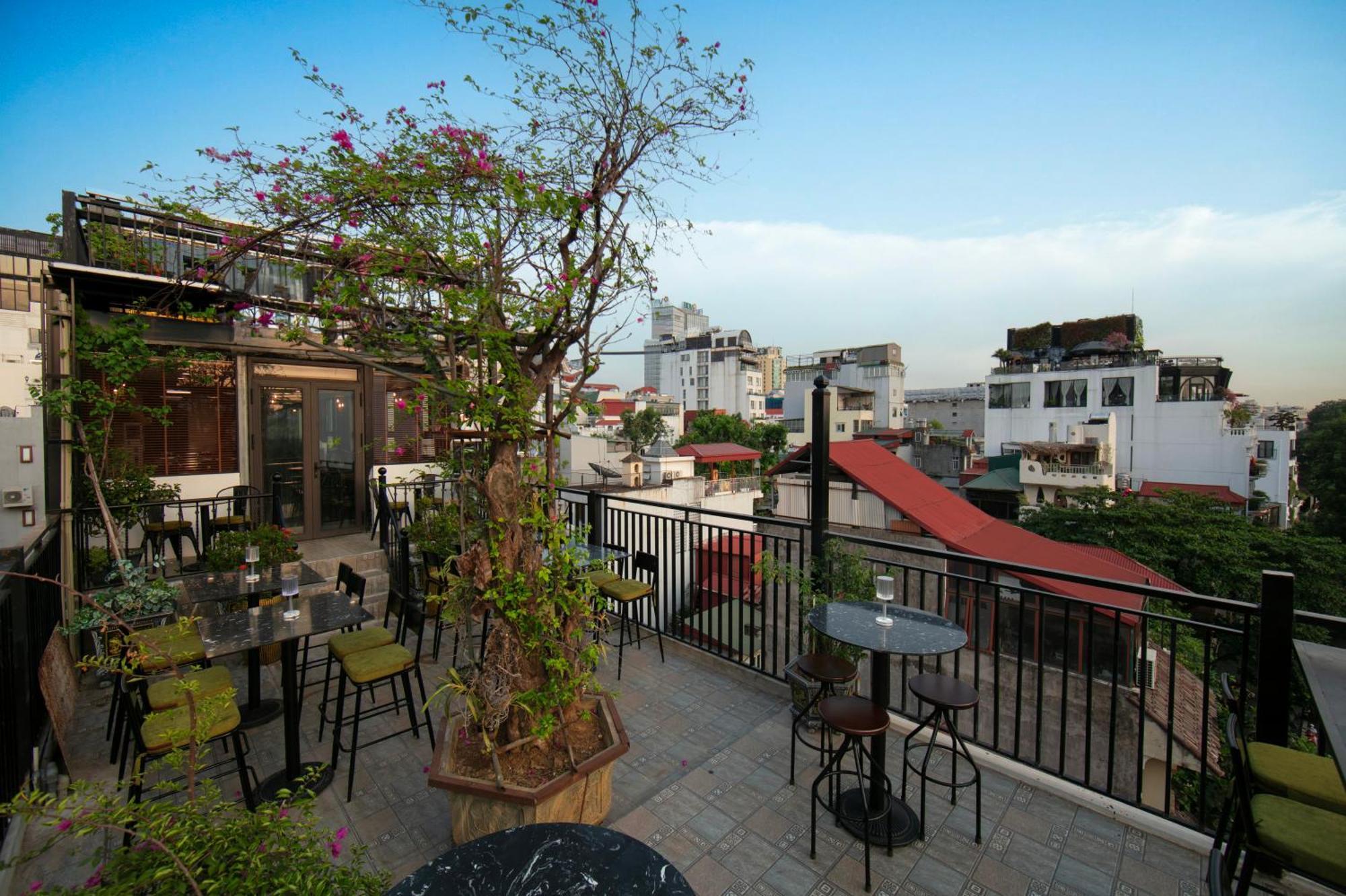 Khách sạn Trang Trang Premium Hà Nội